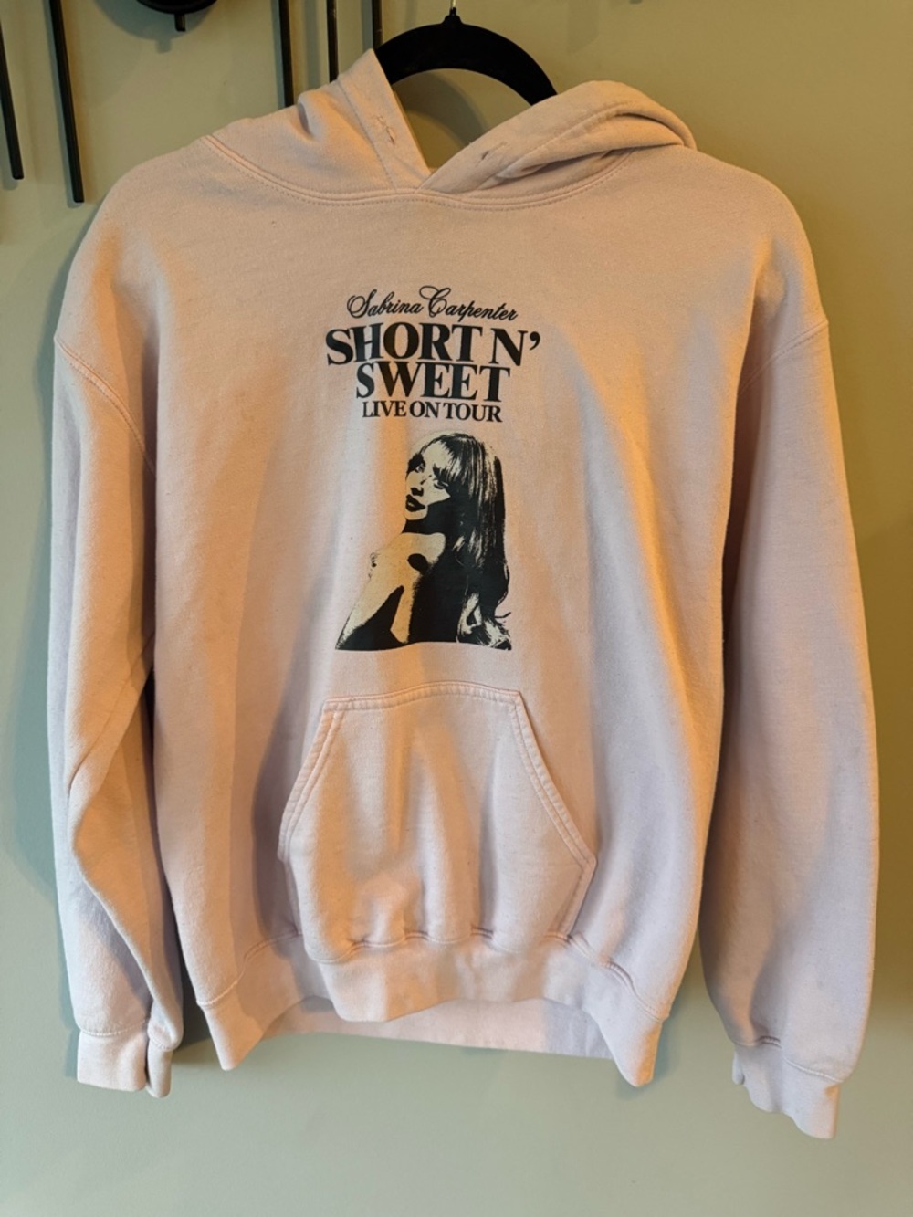 Gildan Light Pink 'Short N' Sweet' Graphic Hoodie